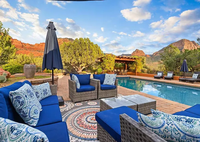 Holiday home Grand Estate With Pool, Tennis, Pickleball Court, 24 Guests *
