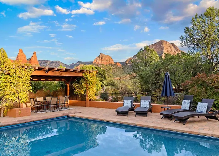 Holiday home Grand Estate With Pool, Tennis, Pickleball Court, 24 Guests *