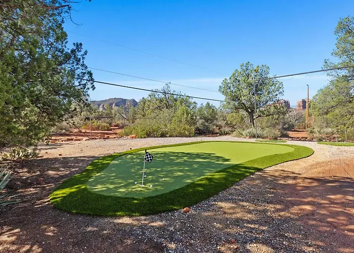 Grand Estate With Pool, Tennis, Pickleball Court, 24 Guests Holiday home Sedona