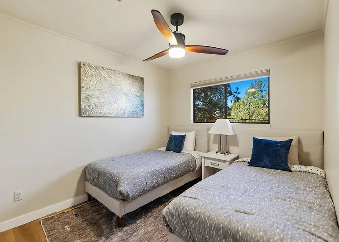 Holiday home Grand Estate With Pool, Tennis, Pickleball Court, 24 Guests Sedona