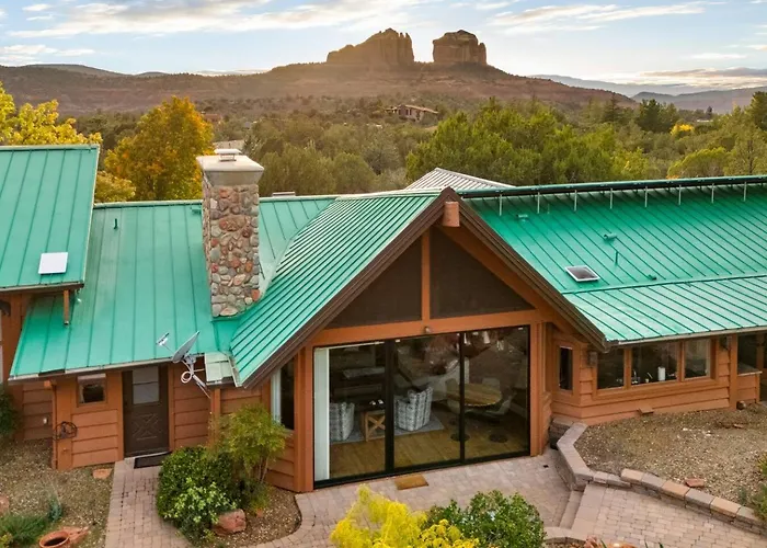 Grand Estate With Pool, Tennis, Pickleball Court, 24 Guests Sedona